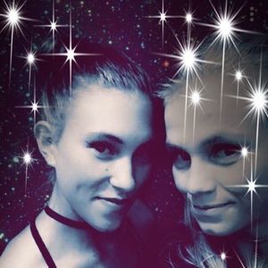 Meet your Posher, Kariesa